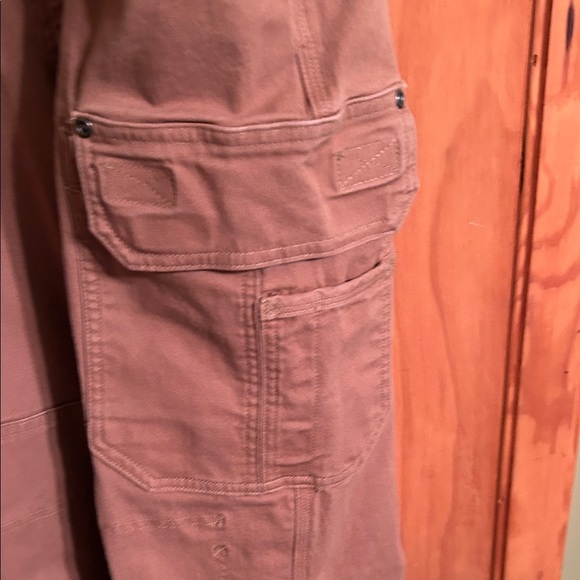 Duluth Flex Firehose cargo with kneepad pockets NWOT - Picture 5 of 10